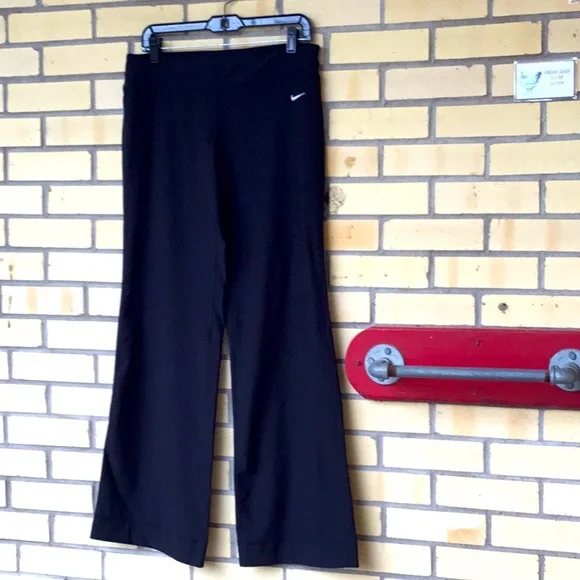 Nike NWOT Dri-Fit Black Sports Pants, Large - Picture 1 of 9